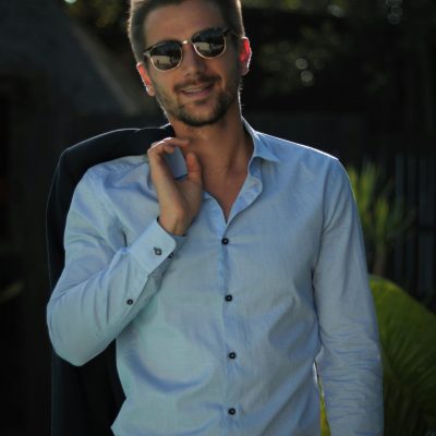 pexels-chloekalaartist-1043471